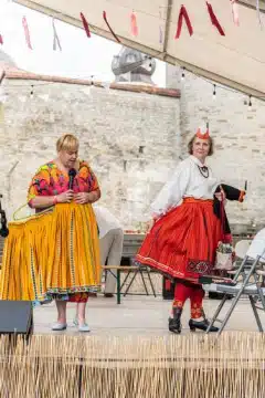 Tutvustatakse Muhu rahvarõivaid