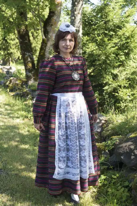 Ridala naine kaapotkleidis, 19. saj lõpp