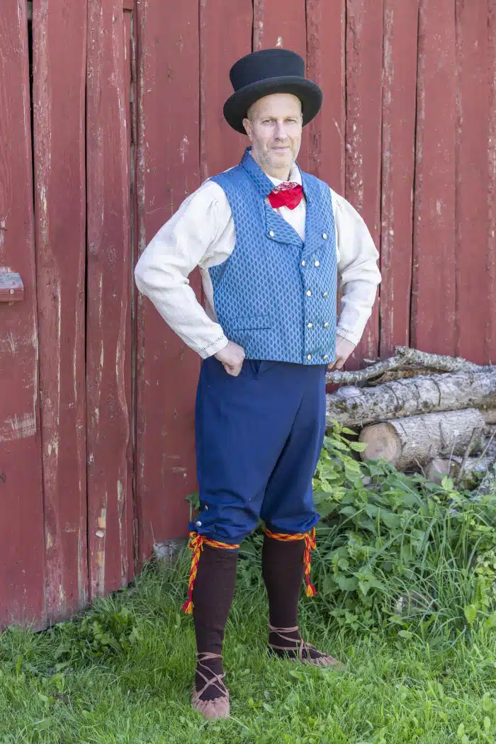 Raplas alustab jaanuaris meeste rahvarõivaste valmistamise kursus