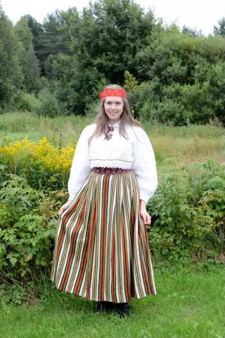 Viru-Jaagupi neiu rahvarõivad, 19. saj algus