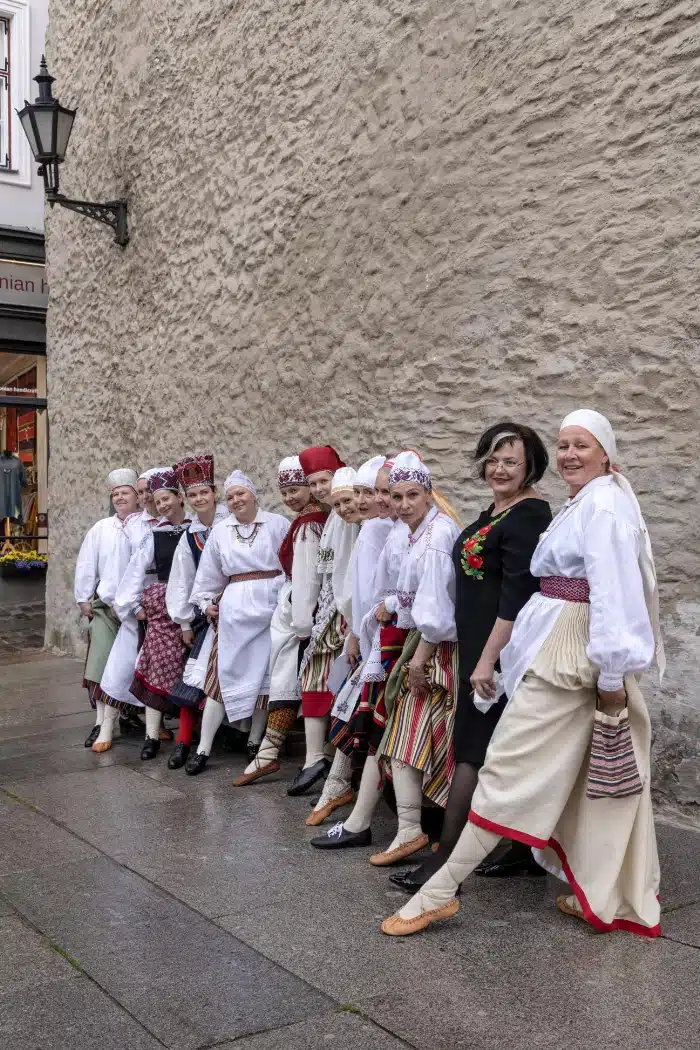 Lõpetas Tallinna rahvarõivakooli 7. lend! Lõpetas Tallinna rahvarõivakooli 7. lend!