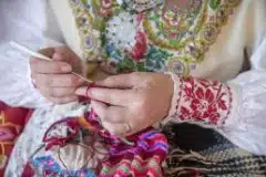 Pärnumaa kihelkondade rahvarõivaste esitlusel